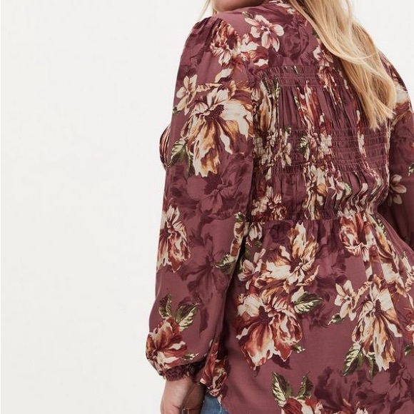 NEW Torrid Pink Floral Blouse 1X - Picture 3 of 10